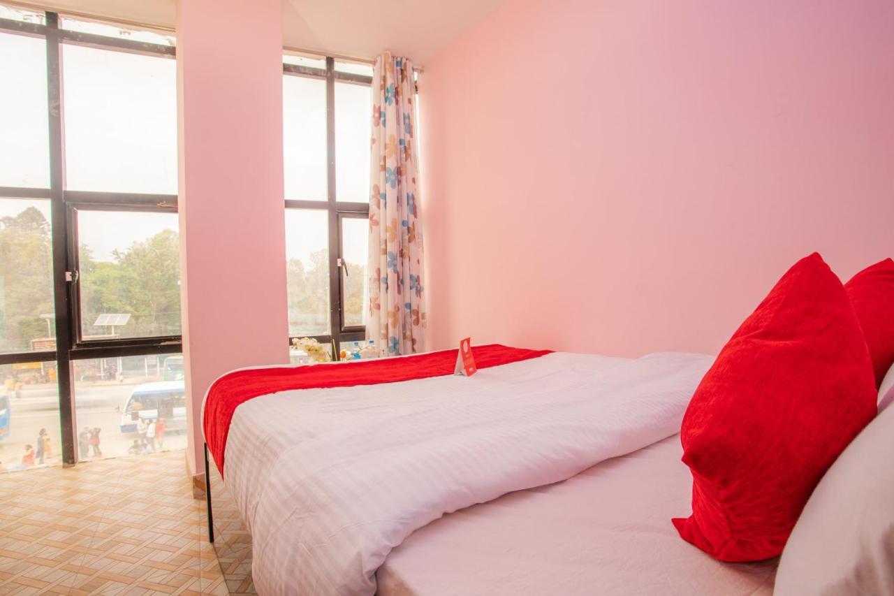 Oyo 142 Co International Guest House Katmandu Zewnętrze zdjęcie